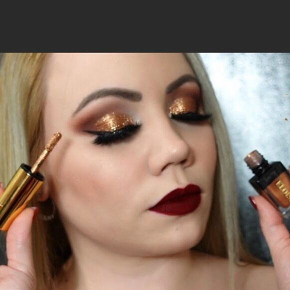 ELOISE • metallic liquid eye shadow - Picture 2 of 5